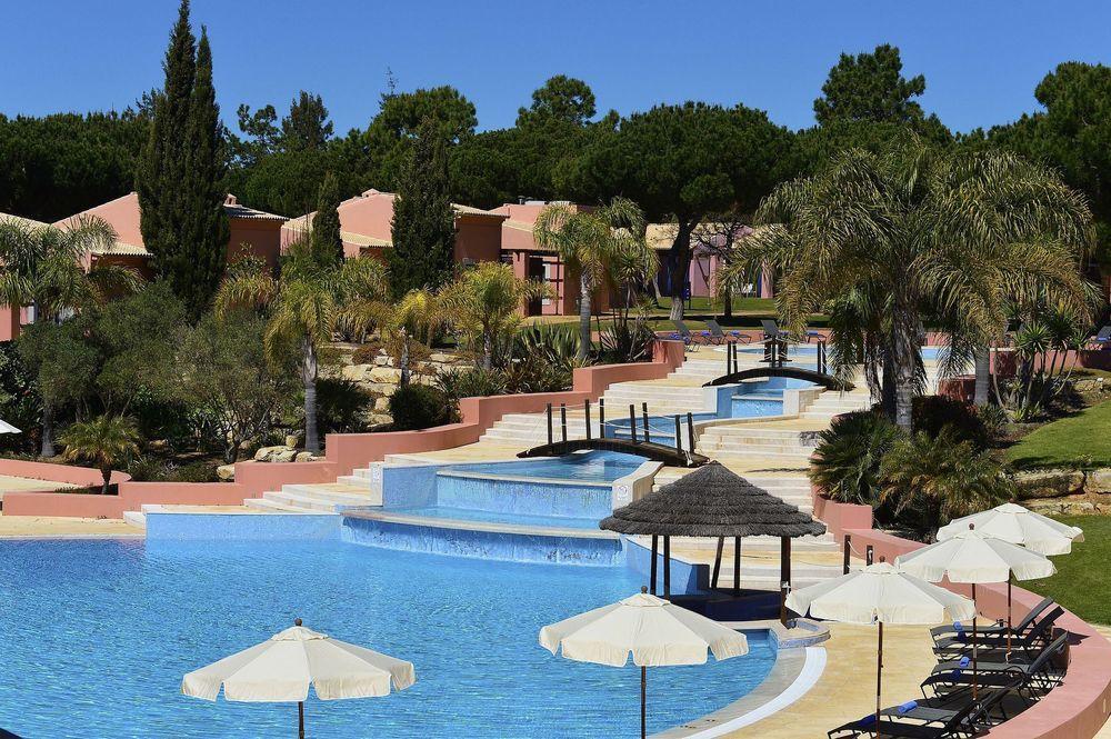 Pestana Vila Sol - Vilamoura Premium Golf Resort Екстер'єр фото A swimming pool at a resort in Tunisia