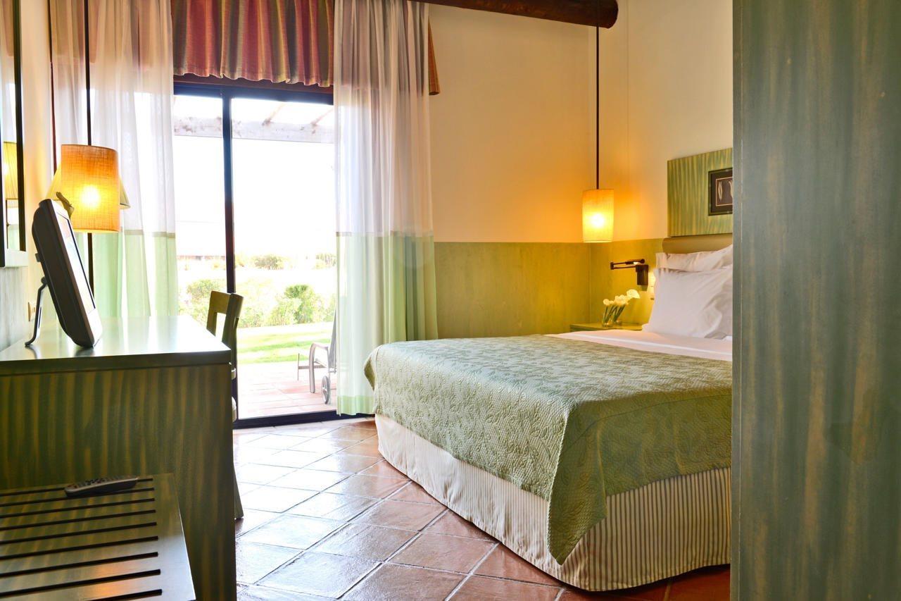 Pestana Vila Sol - Vilamoura Premium Golf Resort Екстер'єр фото A room at the hotel