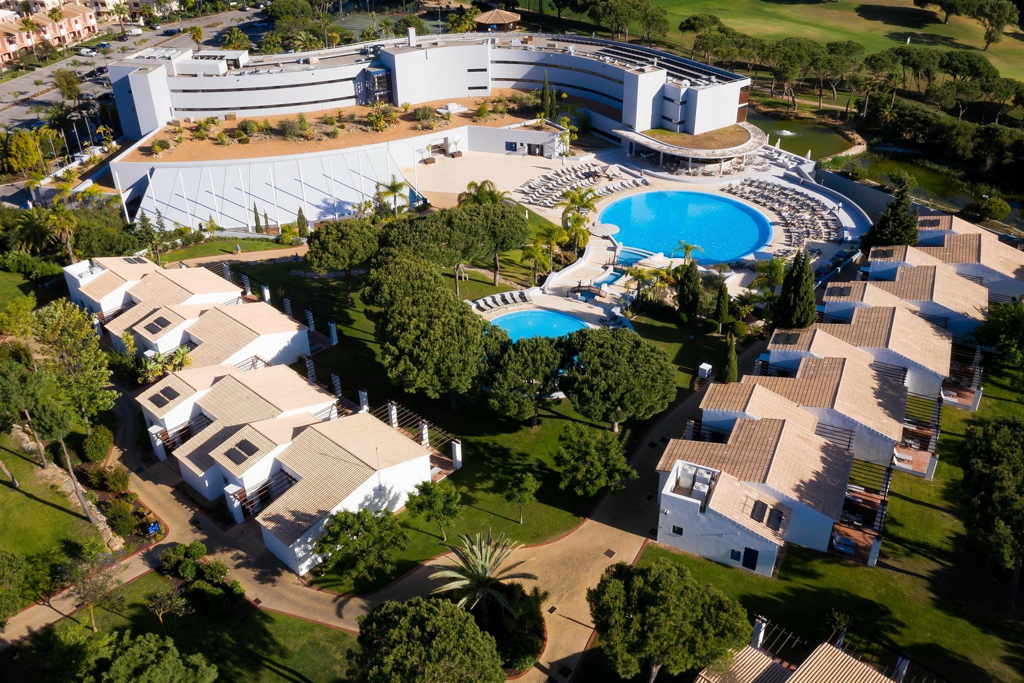Pestana Vila Sol - Vilamoura Premium Golf Resort Екстер'єр фото Aerial view of the resort