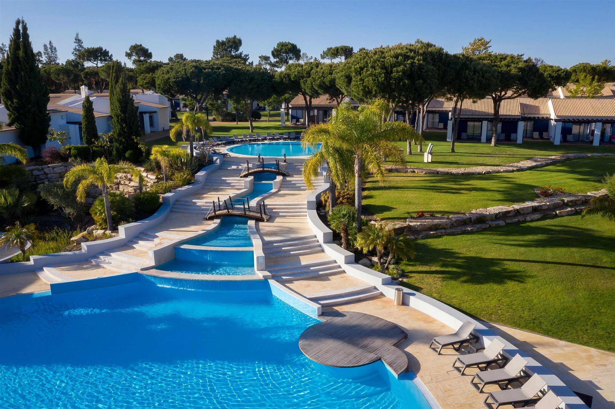 Pestana Vila Sol - Vilamoura Premium Golf Resort Екстер'єр фото The resort's swimming pool