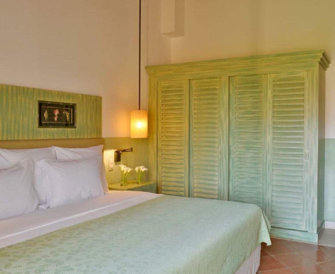 Pestana Vila Sol - Vilamoura Premium Golf Resort Екстер'єр фото A bedroom at the hotel